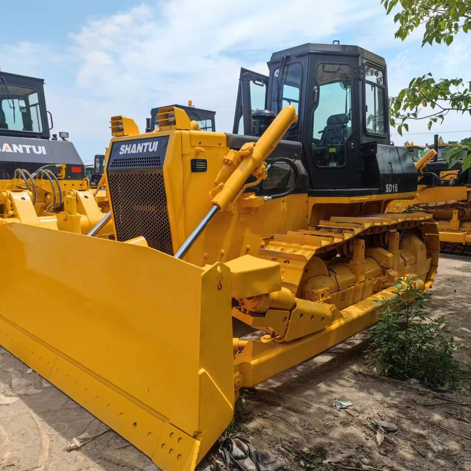 SHANTUI Bulldozer SD16 with Low Hours for Sale - Бульдозер: фото 1 SHANTUI Bulldozer SD16 with Low Hours for Sale - Бульдозер: фото 1