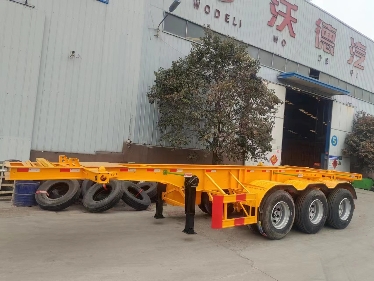 Toffs Semi-Trailer Plate Support Customization Five-year Warranty - Полуприцеп-контейнеровоз/ Сменный кузов: фото 3 Toffs Semi-Trailer Plate Support Customization Five-year Warranty - Полуприцеп-контейнеровоз/ Сменный кузов: фото 3