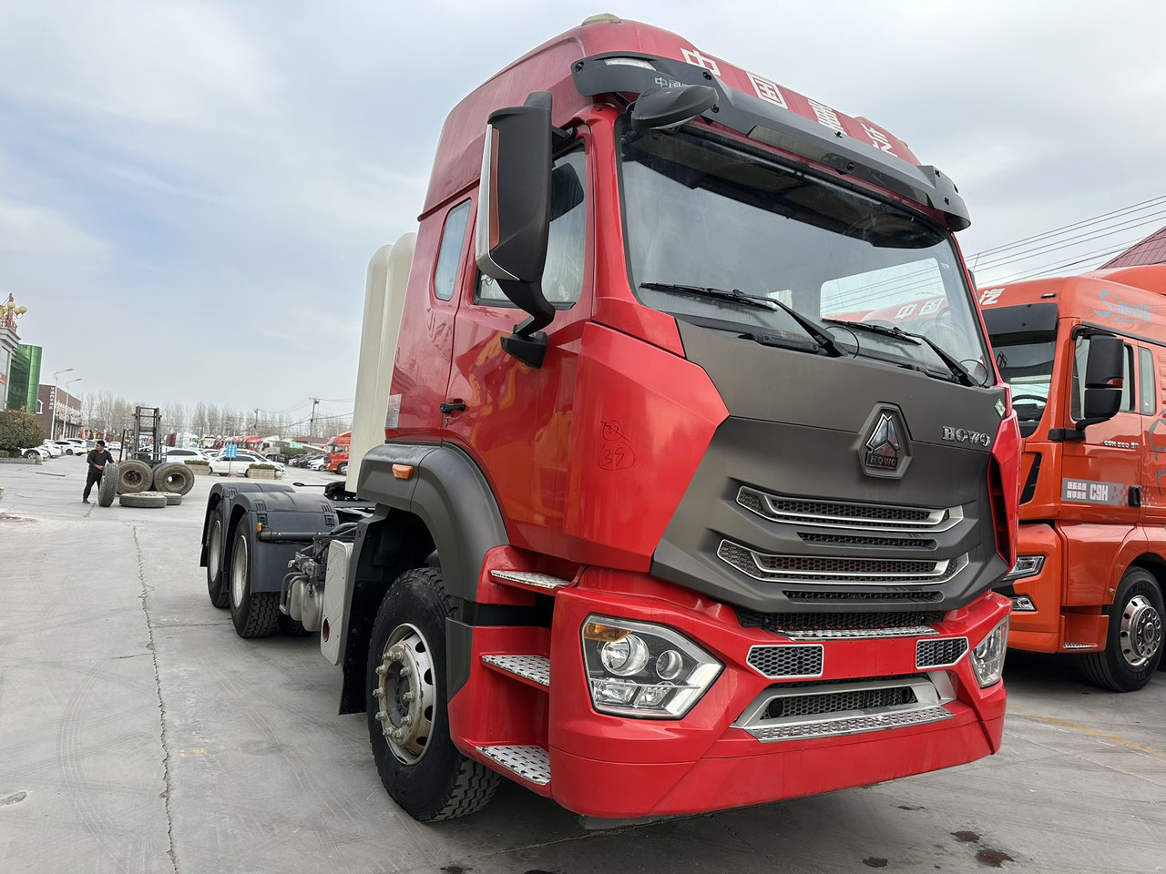 HOWO Haohan N7W 6✖4 - Тягач: фото 2 HOWO Haohan N7W 6✖4 - Тягач: фото 2