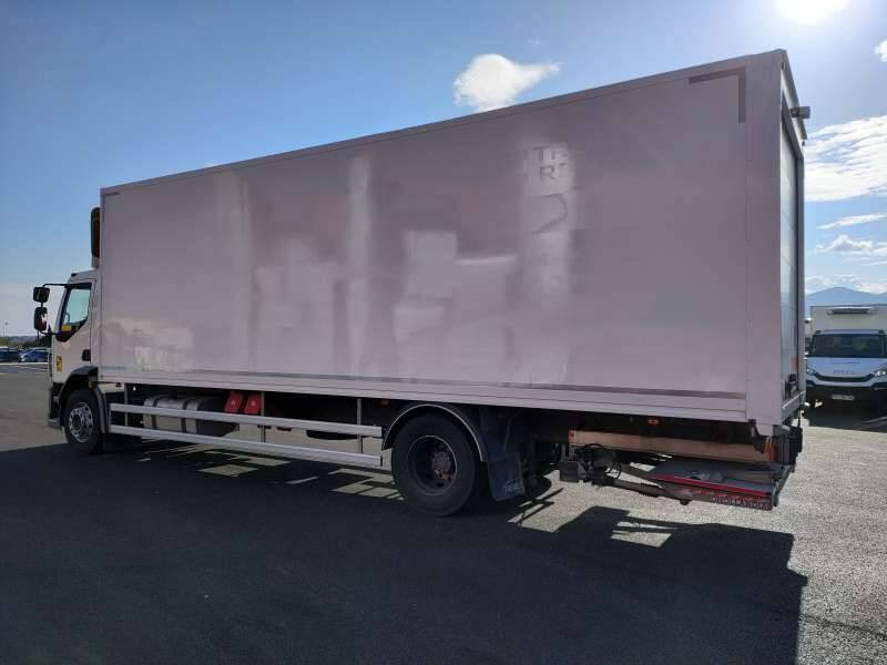 Camion Porteur 19 TONNES 280 CV HAYON PORTE RELEVANTE - Грузовик с закрытым кузовом: фото 4 Camion Porteur 19 TONNES 280 CV HAYON PORTE RELEVANTE - Грузовик с закрытым кузовом: фото 4
