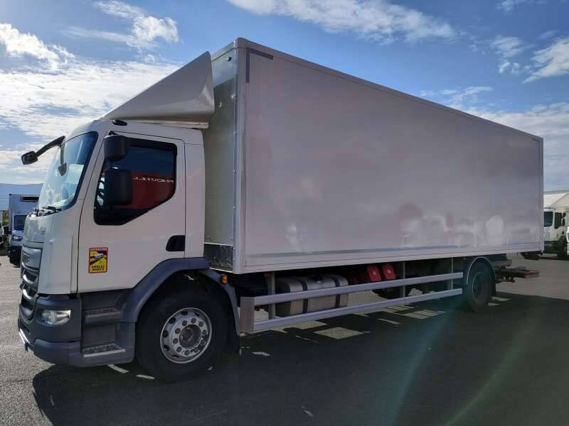 Camion Porteur 19 TONNES 280 CV HAYON PORTE RELEVANTE - Грузовик с закрытым кузовом: фото 3 Camion Porteur 19 TONNES 280 CV HAYON PORTE RELEVANTE - Грузовик с закрытым кузовом: фото 3