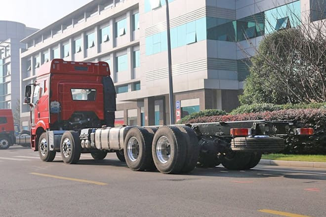 FAW Faw J6P 420 Truck New Model for Sale in Ghana - Грузовик-шасси: фото 3 FAW Faw J6P 420 Truck New Model for Sale in Ghana - Грузовик-шасси: фото 3