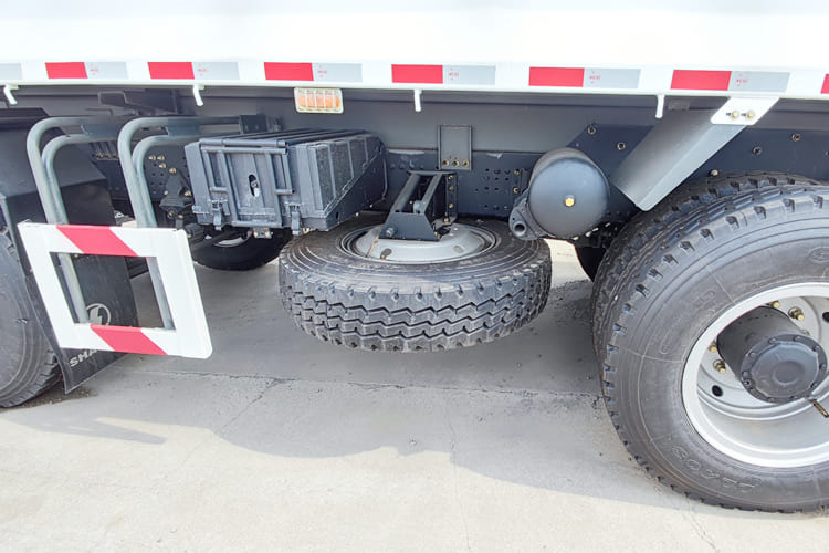 SHACMAN Shacman X3000 Dump Truck for Sale in Saudi Arabia - Самосвал: фото 5 SHACMAN Shacman X3000 Dump Truck for Sale in Saudi Arabia - Самосвал: фото 5