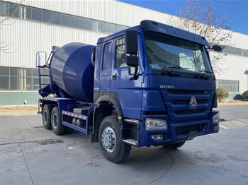 SINOTRUK Cement Mixer Lorry for Sale in Namibia - Автобетоносмеситель: фото 1 SINOTRUK Cement Mixer Lorry for Sale in Namibia - Автобетоносмеситель: фото 1