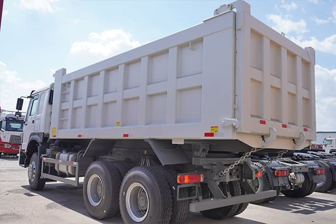 SINOTRUK Howo 6x4 New Tipper Trucks for Sale in Mauritania - Самосвал: фото 5 SINOTRUK Howo 6x4 New Tipper Trucks for Sale in Mauritania - Самосвал: фото 5