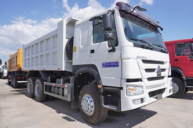 SINOTRUK Howo 6x4 New Tipper Trucks for Sale in Mauritania - Самосвал: фото 1 SINOTRUK Howo 6x4 New Tipper Trucks for Sale in Mauritania - Самосвал: фото 1