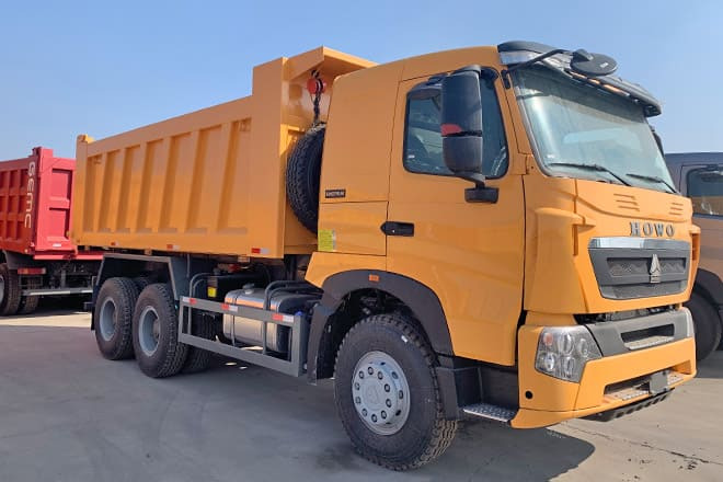 SINOTRUK Sinotruk Howo 380 10 Wheeler Tipper Truck for Sale in Guinea - Самосвал: фото 1 SINOTRUK Sinotruk Howo 380 10 Wheeler Tipper Truck for Sale in Guinea - Самосвал: фото 1