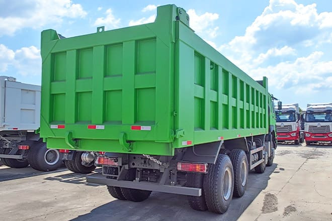 SINOTRUK Sinotruk Howo 8x4 Dump Truck for Sale Near Me in Ghana - Самосвал: фото 2 SINOTRUK Sinotruk Howo 8x4 Dump Truck for Sale Near Me in Ghana - Самосвал: фото 2