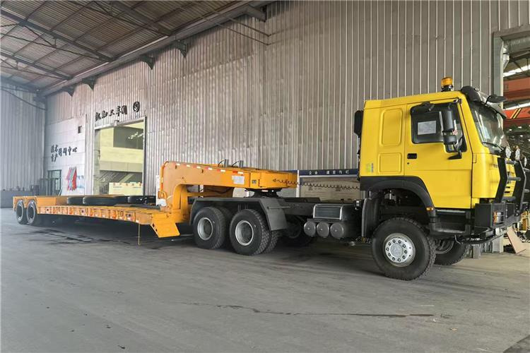 TITAN 2 Axle Detachable Gooseneck Trailer for Sale In Jamaica - Низкорамный полуприцеп: фото 2 TITAN 2 Axle Detachable Gooseneck Trailer for Sale In Jamaica - Низкорамный полуприцеп: фото 2