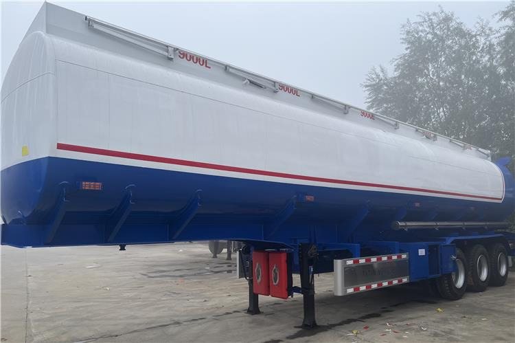 TITAN 45000 Liters Oil Tanker Trailer for Sale In Ghana - Полуприцеп-цистерна: фото 3 TITAN 45000 Liters Oil Tanker Trailer for Sale In Ghana - Полуприцеп-цистерна: фото 3