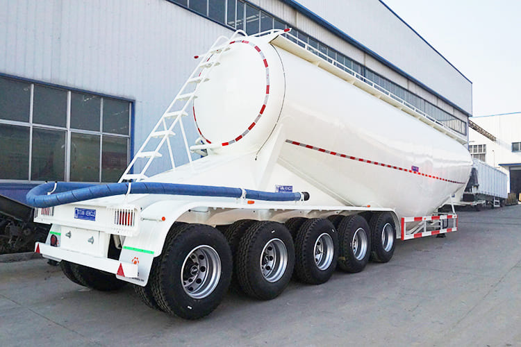 TITAN Bulk Cement Truck Trailer for Sale in Mali - Полуприцеп-цистерна: фото 1 TITAN Bulk Cement Truck Trailer for Sale in Mali - Полуприцеп-цистерна: фото 1