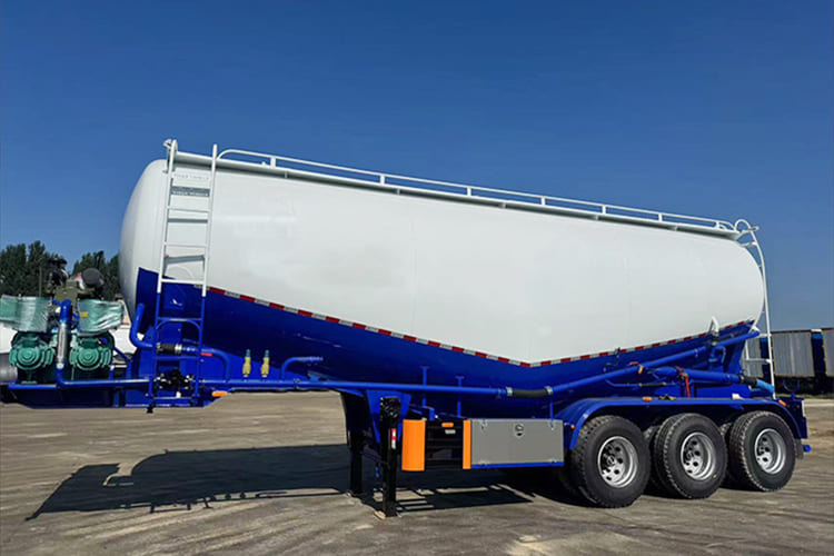 TITAN Dry Bulk Trailer for Sale in Ghana - Полуприцеп-цистерна: фото 3 TITAN Dry Bulk Trailer for Sale in Ghana - Полуприцеп-цистерна: фото 3