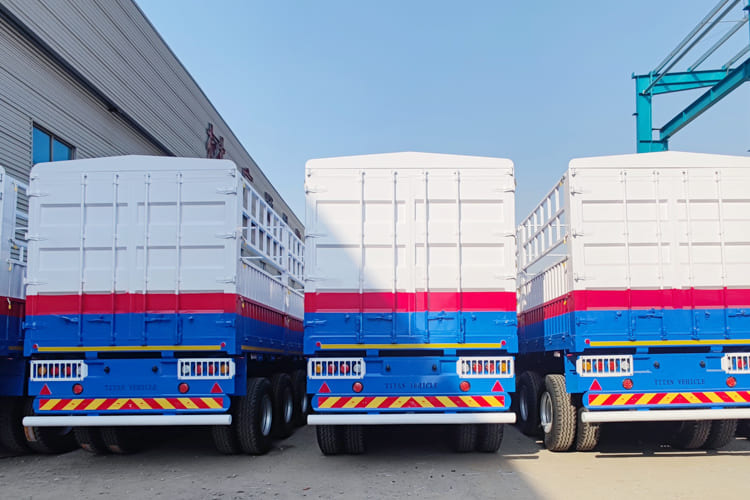 TITAN Livestock Trailer for Sale in Ghana - Полуприцеп для перевозки животных: фото 3 TITAN Livestock Trailer for Sale in Ghana - Полуприцеп для перевозки животных: фото 3