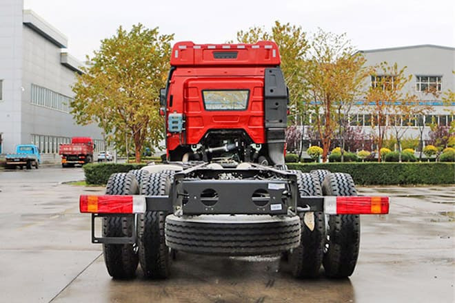 FAW New Faw J6P 390 Trucks for Sale in Nigeria - Тягач: фото 4 FAW New Faw J6P 390 Trucks for Sale in Nigeria - Тягач: фото 4