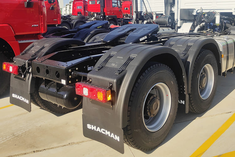 SHACMAN Shacman X3000 Truck Head for Sale in Malawi - Тягач: фото 5 SHACMAN Shacman X3000 Truck Head for Sale in Malawi - Тягач: фото 5
