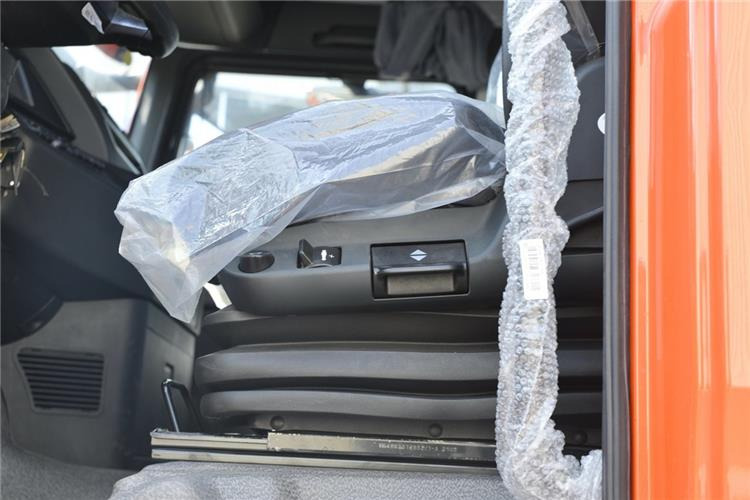 Sinotruk Used Sitrak G7 510HP 10 Wheeler Tractor Truck for Sale In Guyana - Тягач: фото 4 Sinotruk Used Sitrak G7 510HP 10 Wheeler Tractor Truck for Sale In Guyana - Тягач: фото 4