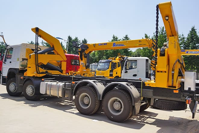 XCMG 20Ft Container Side Lift Truck for Sale in Guyana - Грузовик-контейнеровоз/ Сменный кузов: фото 1 XCMG 20Ft Container Side Lift Truck for Sale in Guyana - Грузовик-контейнеровоз/ Сменный кузов: фото 1