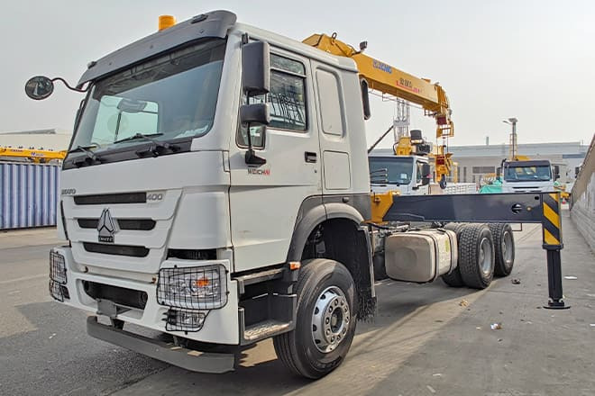 XCMG Lorry Mounted Crane for Sale in Brazil - Автоманипулятор: фото 1 XCMG Lorry Mounted Crane for Sale in Brazil - Автоманипулятор: фото 1