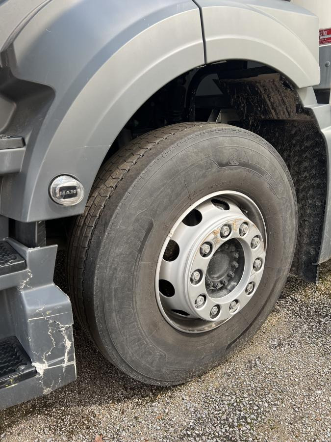 Грузовик с закрытым кузовом MAN TGS 18.360: фото 7