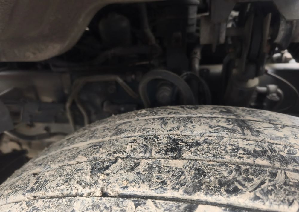 Renault Gama D 18.280 rama do zabudowy poduszka - Грузовик-шасси: фото 4 Renault Gama D 18.280 rama do zabudowy poduszka - Грузовик-шасси: фото 4