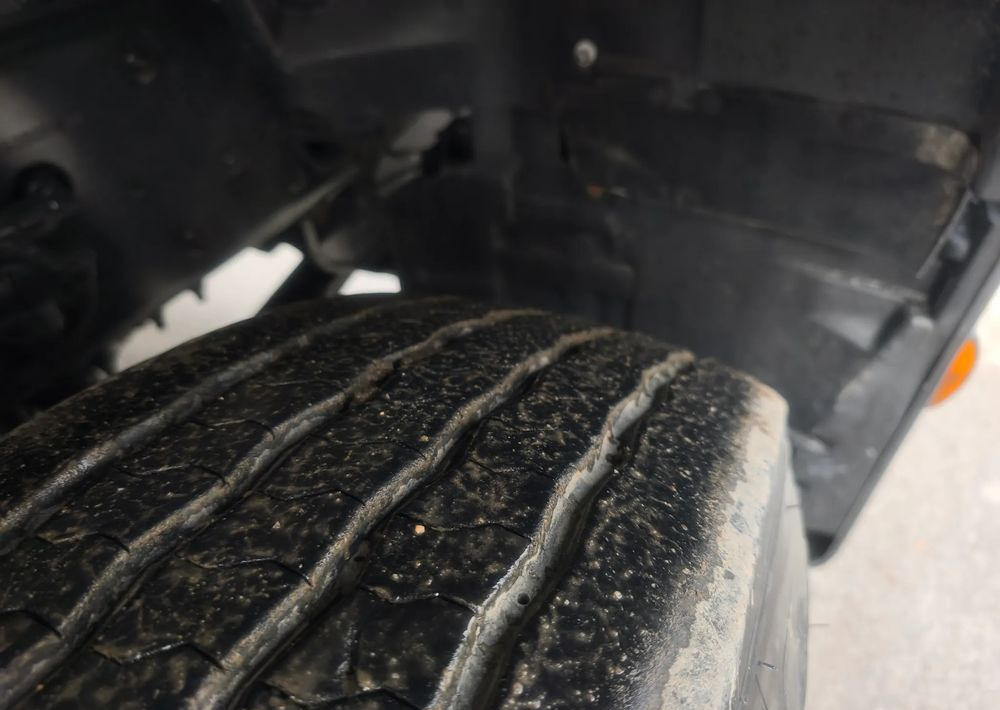 Renault Gama D 26.320 skrzynia hds palfinger PK15500 - Грузовик бортовой/ Платформа, Автоманипулятор: фото 3 Renault Gama D 26.320 skrzynia hds palfinger PK15500 - Грузовик бортовой/ Платформа, Автоманипулятор: фото 3