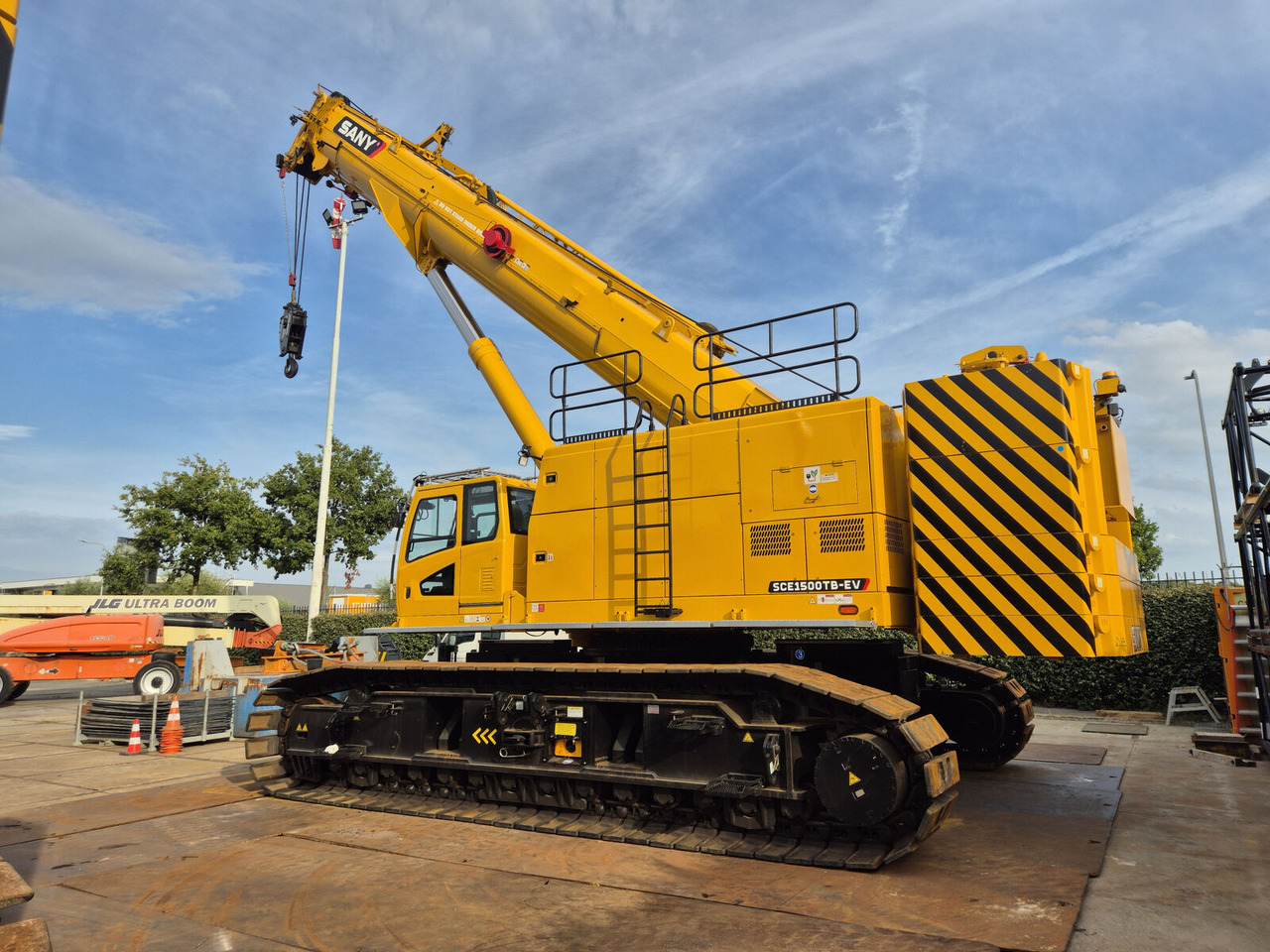 Sany SANY SCE 1500TB-EV - Гусеничный кран: фото 1 Sany SANY SCE 1500TB-EV - Гусеничный кран: фото 1