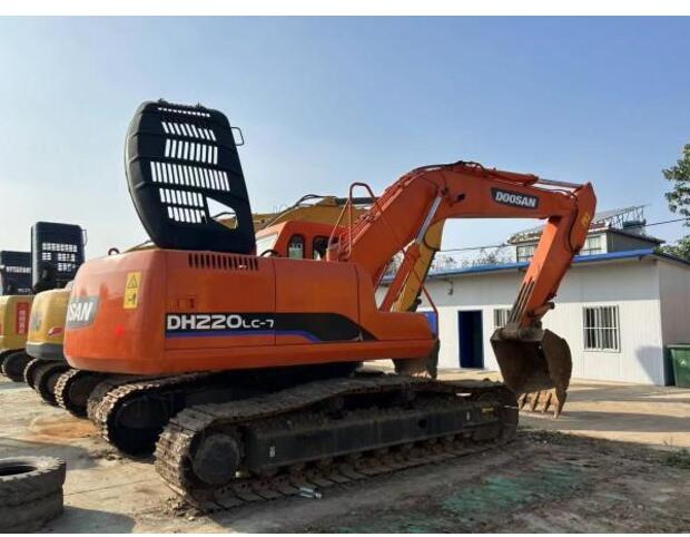 Гусеничный экскаватор 2019 Doosan DH220-7: фото 11 Гусеничный экскаватор 2019 Doosan DH220-7: фото 11