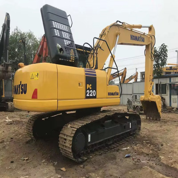 2021 Komatsu PC220-7 - Гусеничный экскаватор: фото 1 2021 Komatsu PC220-7 - Гусеничный экскаватор: фото 1