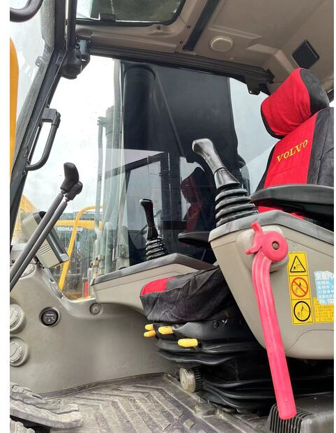 Гусеничный экскаватор 2022 Volvo EC300: фото 6 Гусеничный экскаватор 2022 Volvo EC300: фото 6