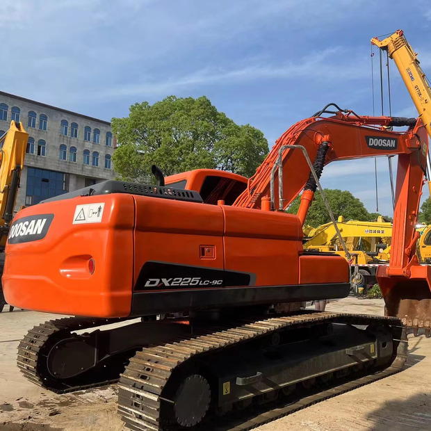 2023 Doosan DH225-9 - Гусеничный экскаватор: фото 1 2023 Doosan DH225-9 - Гусеничный экскаватор: фото 1