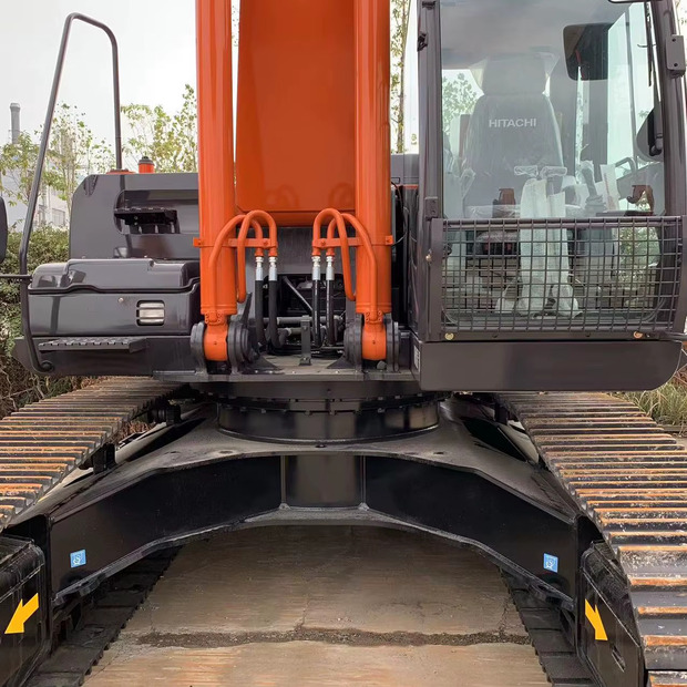 2023 Hitachi ZX360 - Гусеничный экскаватор: фото 2 2023 Hitachi ZX360 - Гусеничный экскаватор: фото 2