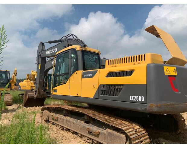 Гусеничный экскаватор 2023 Volvo EC250: фото 9