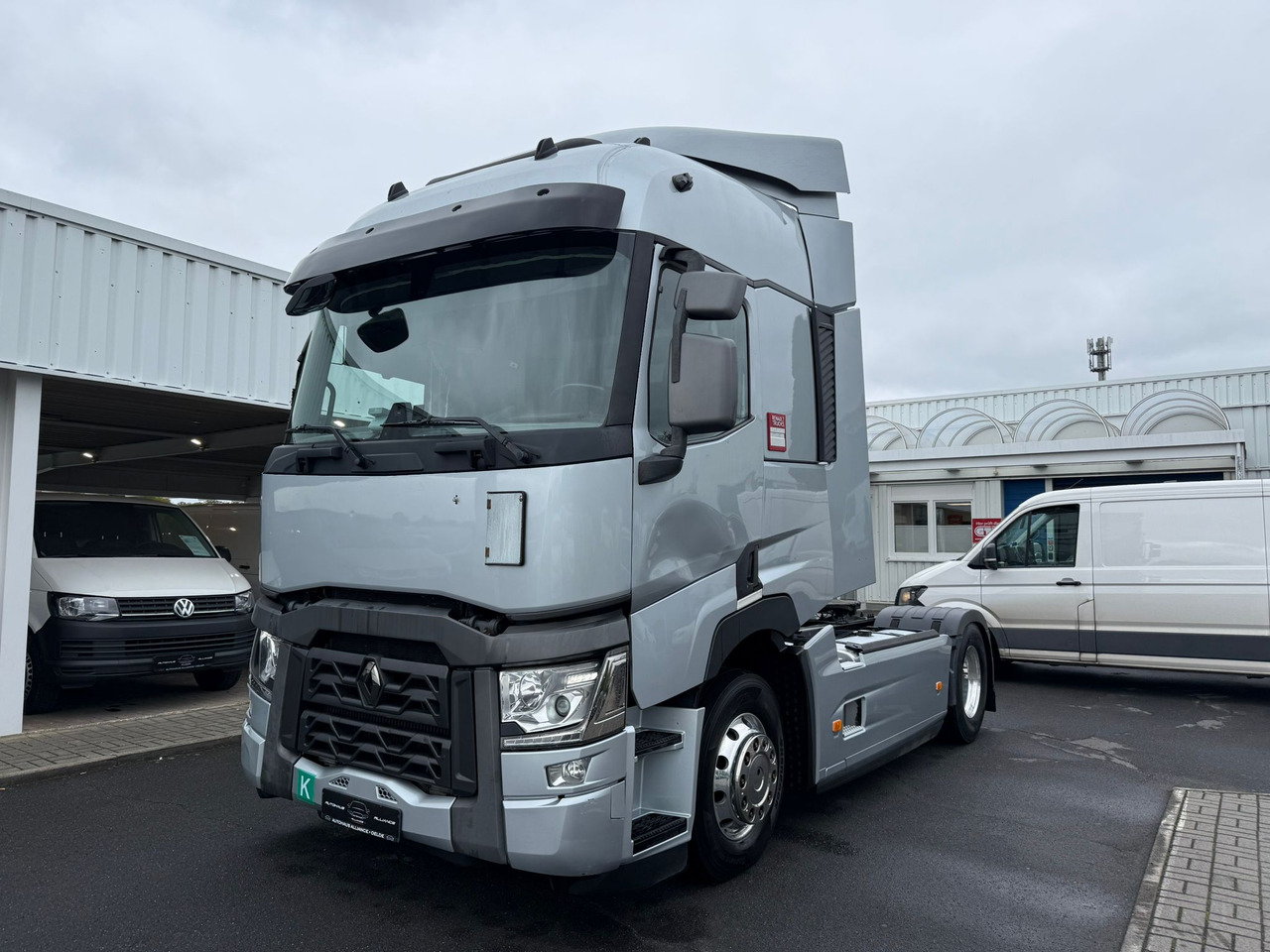 RENAULT T - Тягач: фото 1 RENAULT T - Тягач: фото 1