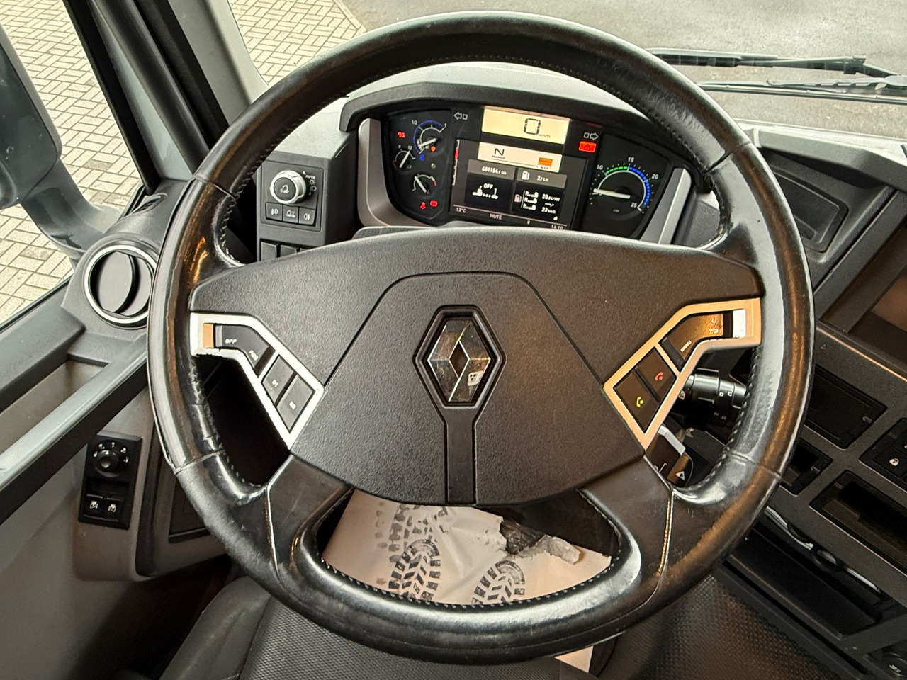 Тягач RENAULT T: фото 11