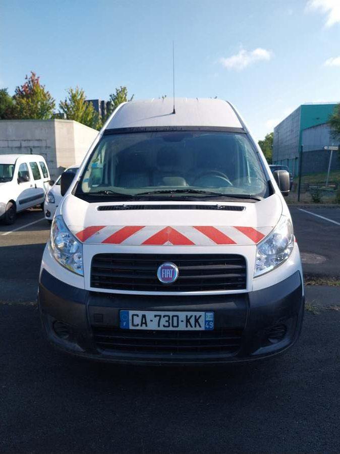 Цельнометаллический фургон Fiat Scudo. Contrôle technique favorable (occasion).: фото 1