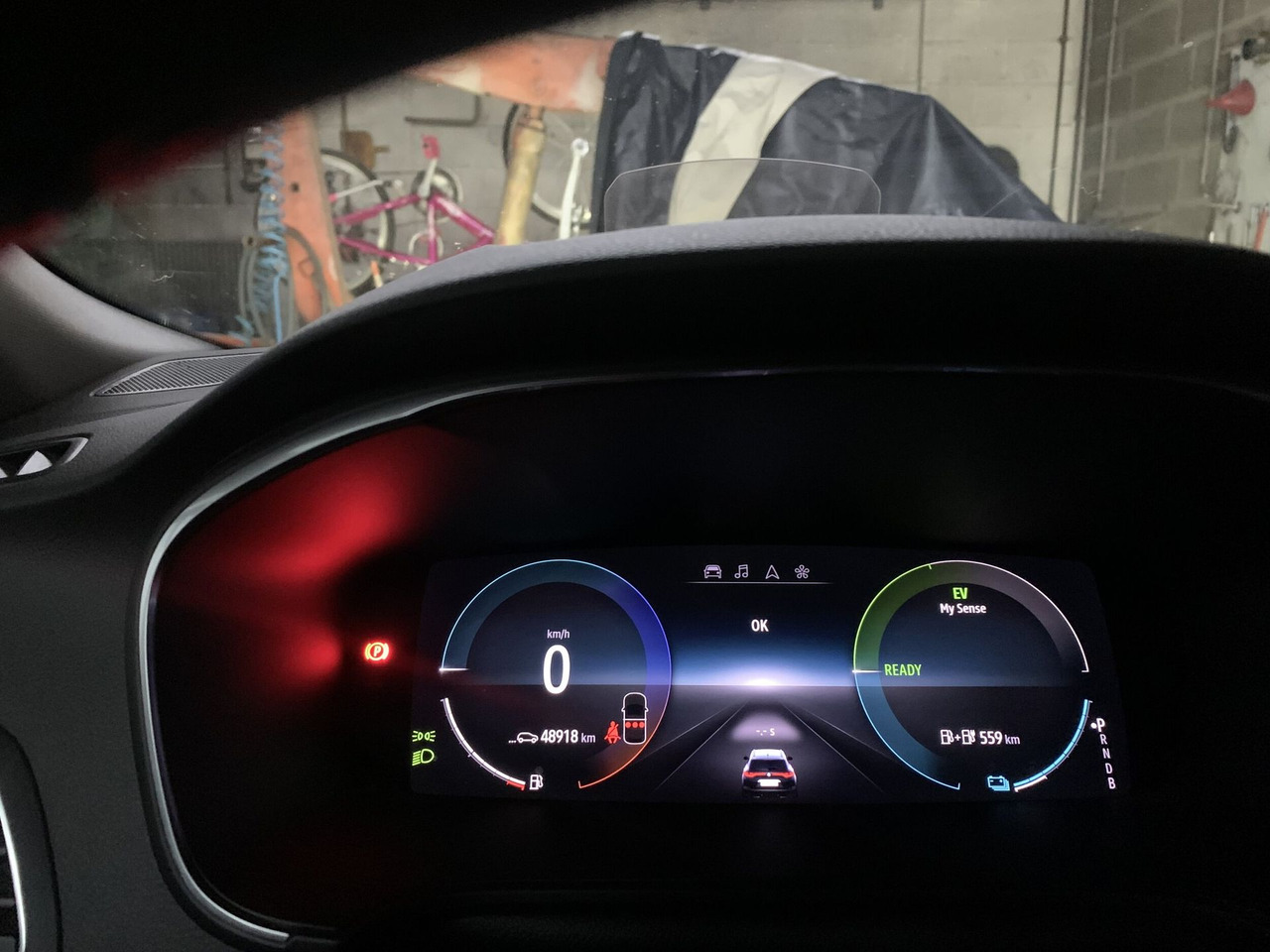 Mégane break 160 ch E-TECH PLUG-IN HYBRID finition ITENS - Легковой автомобиль: фото 2 Mégane break 160 ch E-TECH PLUG-IN HYBRID finition ITENS - Легковой автомобиль: фото 2