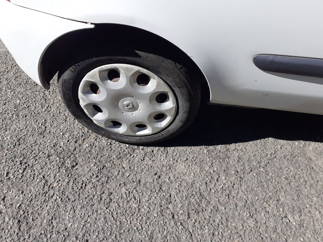 Легковой автомобиль /!\ RESERVÉE AUX PROFESSIONNELS DE L'AUTOMOBILE UNIQUEMENT !: фото 19 Легковой автомобиль /!\ RESERVÉE AUX PROFESSIONNELS DE L'AUTOMOBILE UNIQUEMENT !: фото 19