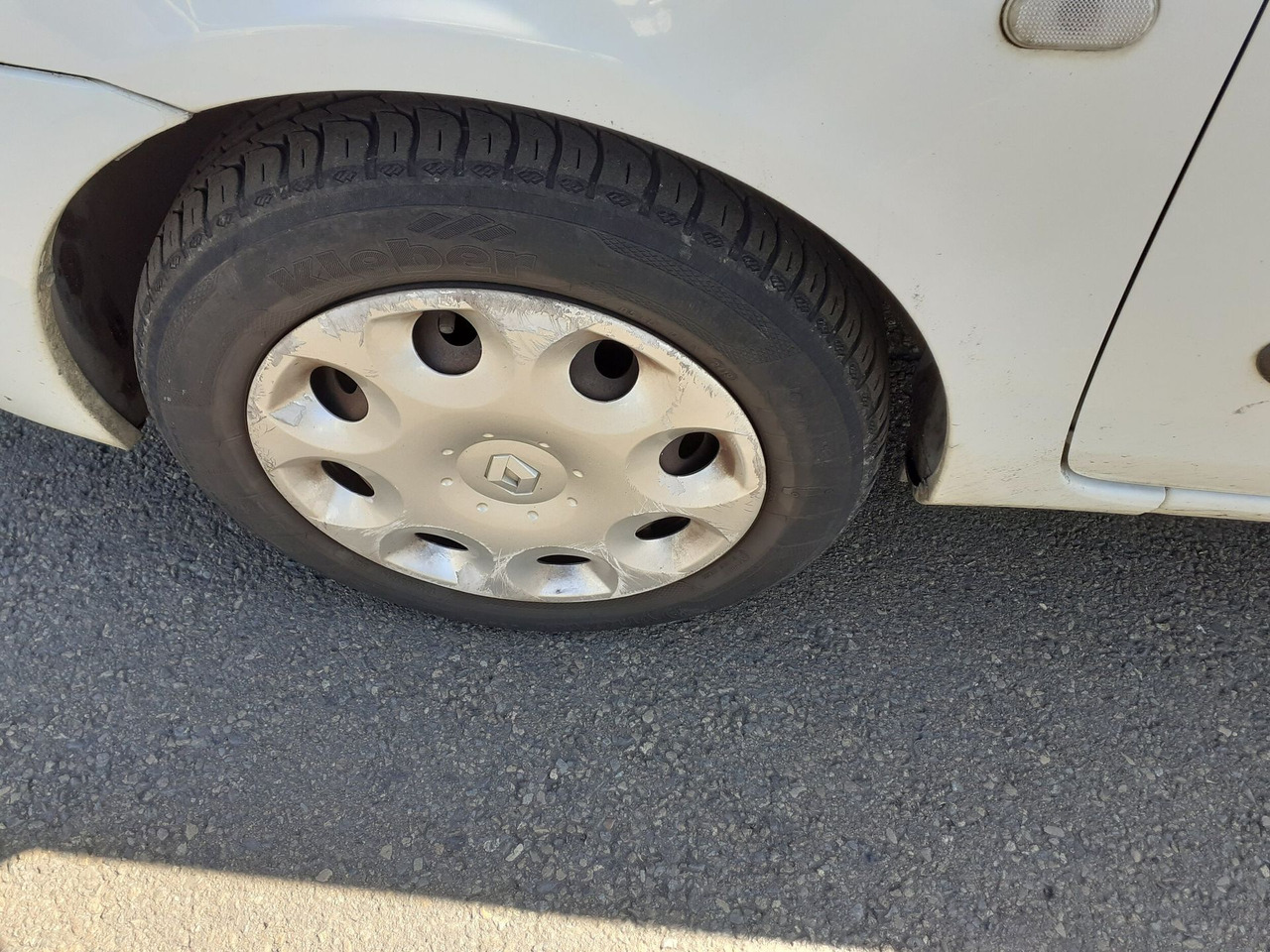 Легковой автомобиль /!\ RESERVÉE AUX PROFESSIONNELS DE L'AUTOMOBILE UNIQUEMENT !: фото 17 Легковой автомобиль /!\ RESERVÉE AUX PROFESSIONNELS DE L'AUTOMOBILE UNIQUEMENT !: фото 17