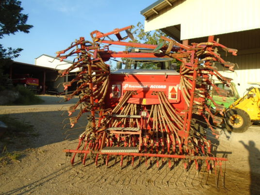 Kverneland DV6 - Сеялка: фото 1 Kverneland DV6 - Сеялка: фото 1