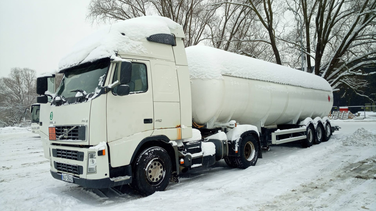 VOLVO truck FH sold together with  semi-trailer gas tanker  - Тягач: фото 4 VOLVO truck FH sold together with  semi-trailer gas tanker  - Тягач: фото 4