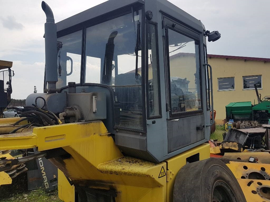 Bomag BW 184 AD  - Кабина для Строительной техники: фото 2 Bomag BW 184 AD  - Кабина для Строительной техники: фото 2