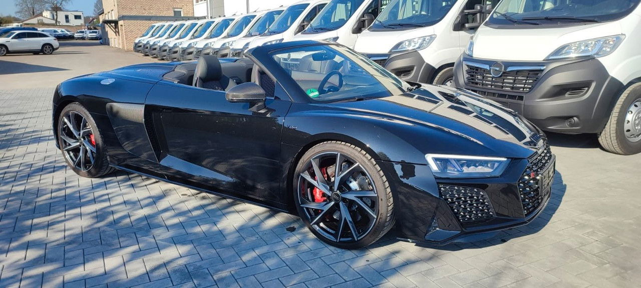 Audi R8 Spyder 5.2 FSI RWD performance - Кабриолет: фото 2 Audi R8 Spyder 5.2 FSI RWD performance - Кабриолет: фото 2