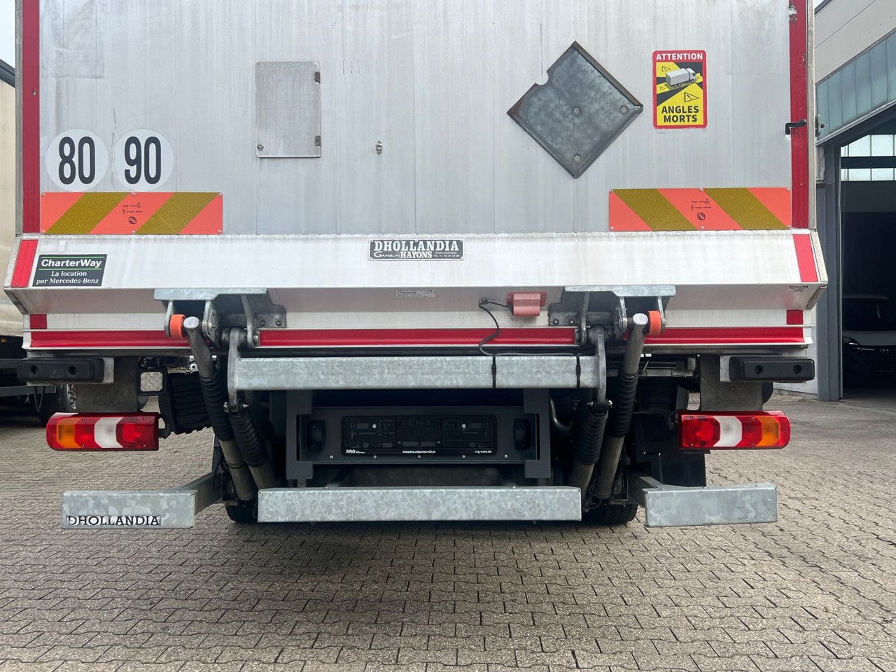 Mercedes-Benz Atego 1218 L Classic-Vermietung möglich-ADR-LBW - Грузовик с закрытым кузовом: фото 4 Mercedes-Benz Atego 1218 L Classic-Vermietung möglich-ADR-LBW - Грузовик с закрытым кузовом: фото 4