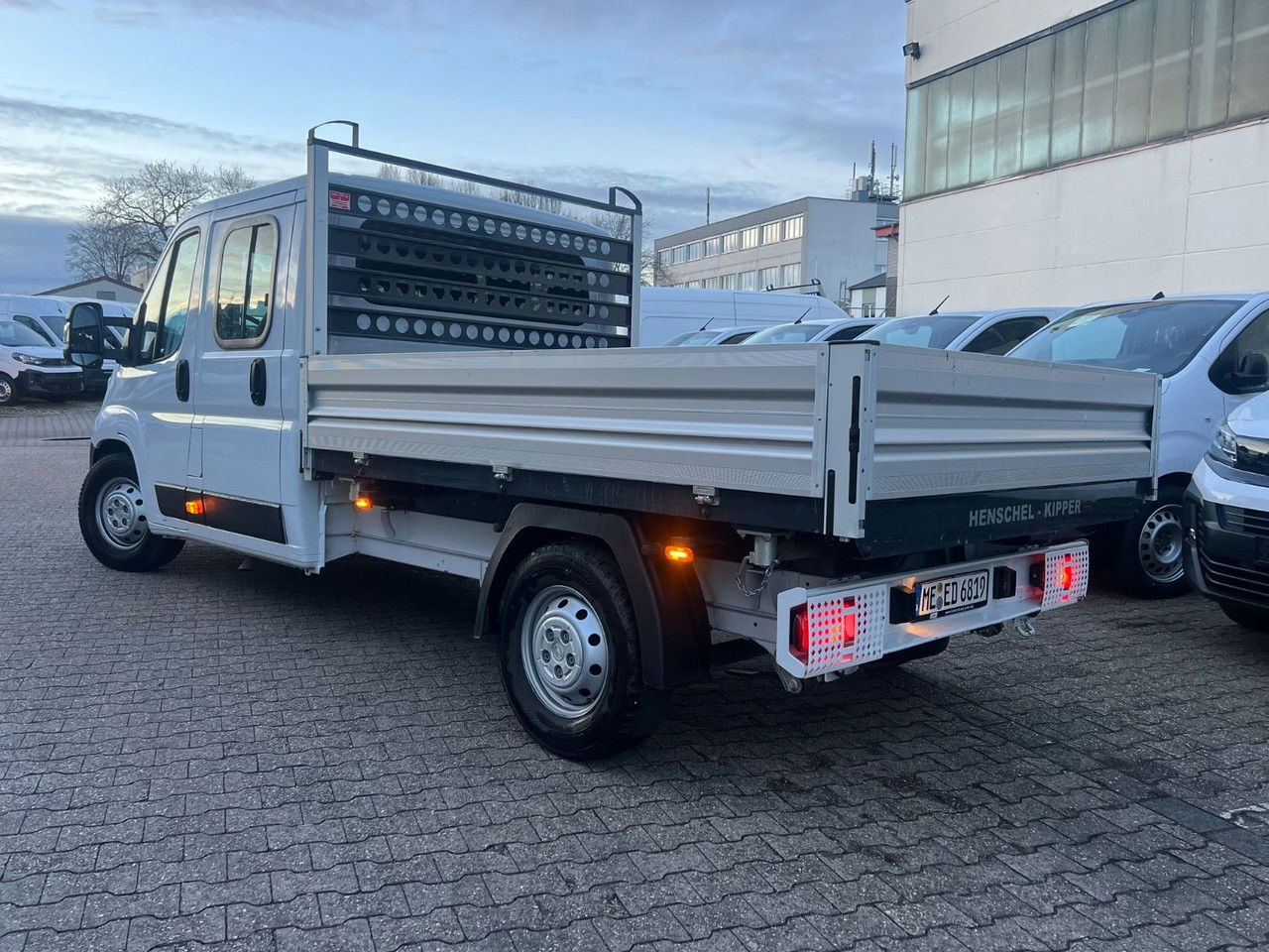 Opel Movano L3 H2 - Dreiseiten-Kipper Vermietung mögl - Малотоннажный самосвал: фото 3 Opel Movano L3 H2 - Dreiseiten-Kipper Vermietung mögl - Малотоннажный самосвал: фото 3