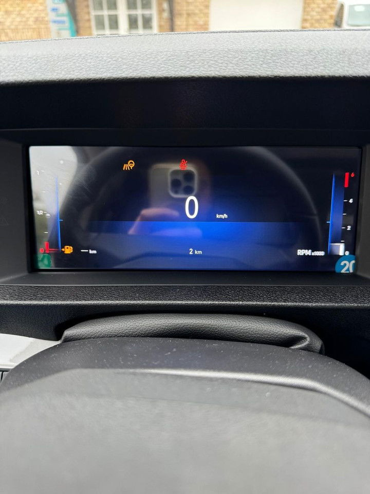 Новый Цельнометаллический фургон Opel Vivaro 120 PS L2H1: фото 12