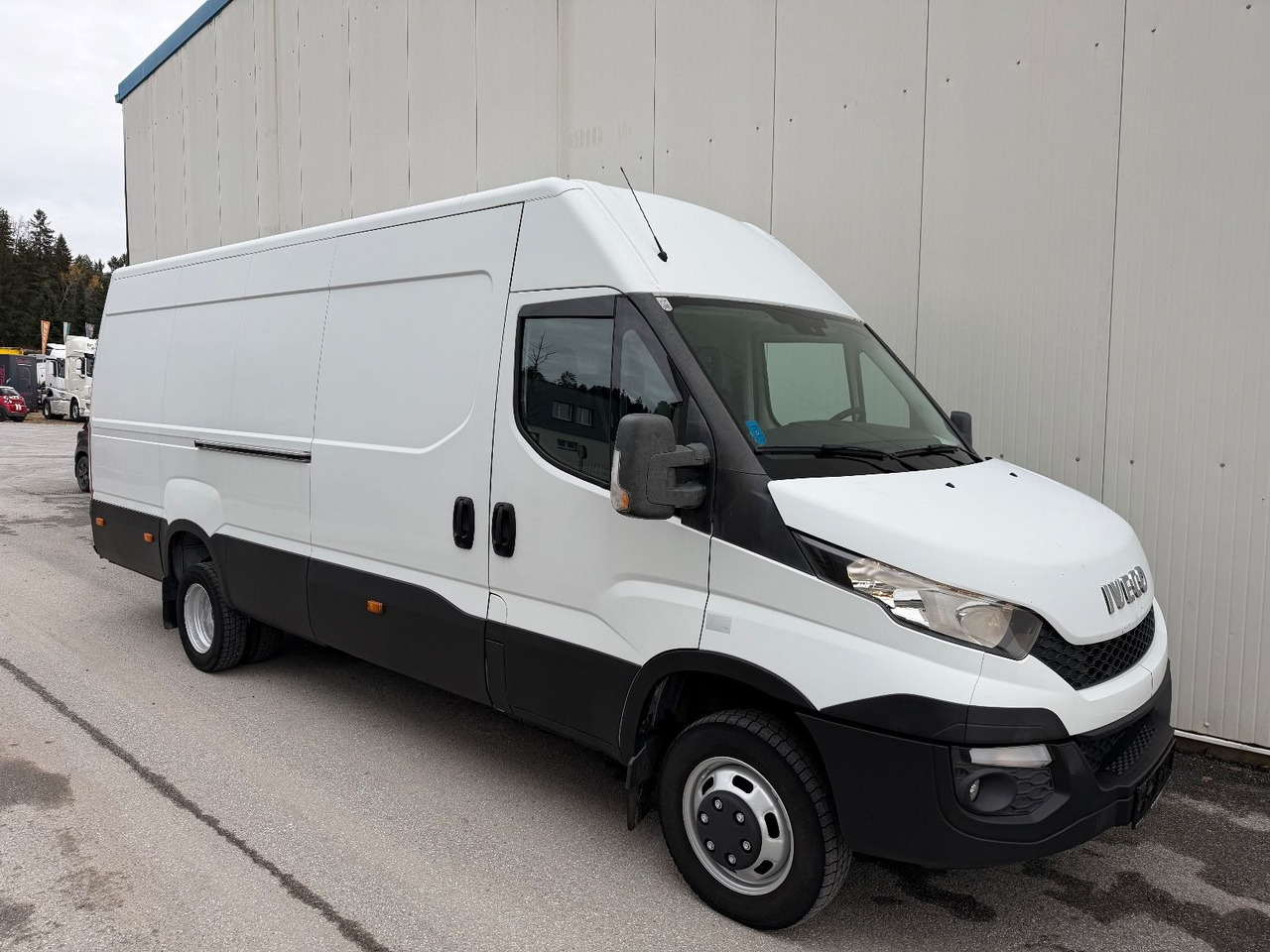 Iveco Daily 50C15 Maxi 3,0HPI 3,5T - Цельнометаллический фургон: фото 2 Iveco Daily 50C15 Maxi 3,0HPI 3,5T - Цельнометаллический фургон: фото 2