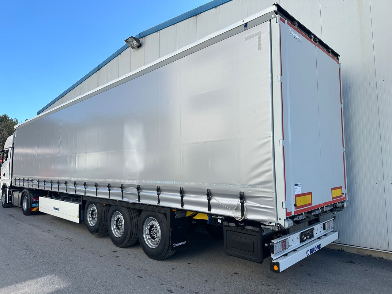 Krone SDP27 Lift/Pal-Kast/Alulatten Krone SDP27 Lift/Pal-Kast/Alulatten 5STK - Тентованный полуприцеп: фото 4 Krone SDP27 Lift/Pal-Kast/Alulatten Krone SDP27 Lift/Pal-Kast/Alulatten 5STK - Тентованный полуприцеп: фото 4