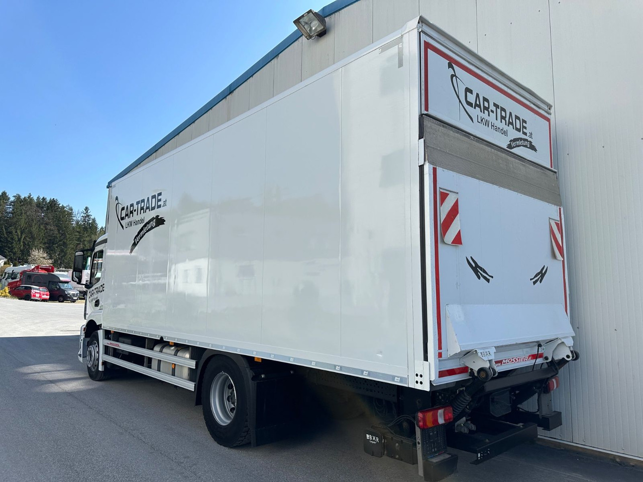 Mercedes-Benz Actros 1833 Koffer/LBW - Грузовик с закрытым кузовом: фото 4 Mercedes-Benz Actros 1833 Koffer/LBW - Грузовик с закрытым кузовом: фото 4