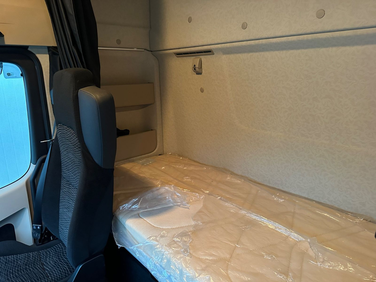 Mercedes-Benz Actros 2545  2T LBW - Грузовик-контейнеровоз/ Сменный кузов: фото 5 Mercedes-Benz Actros 2545  2T LBW - Грузовик-контейнеровоз/ Сменный кузов: фото 5