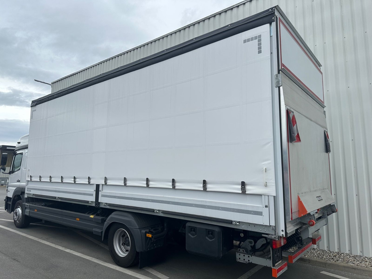 Mercedes-Benz Atego 1524 BigSpace LBW Navi/Kamera Mercedes-Benz Atego 1524 BigSpace LBW Navi/Kamera - Тентованный грузовик: фото 4 Mercedes-Benz Atego 1524 BigSpace LBW Navi/Kamera Mercedes-Benz Atego 1524 BigSpace LBW Navi/Kamera - Тентованный грузовик: фото 4